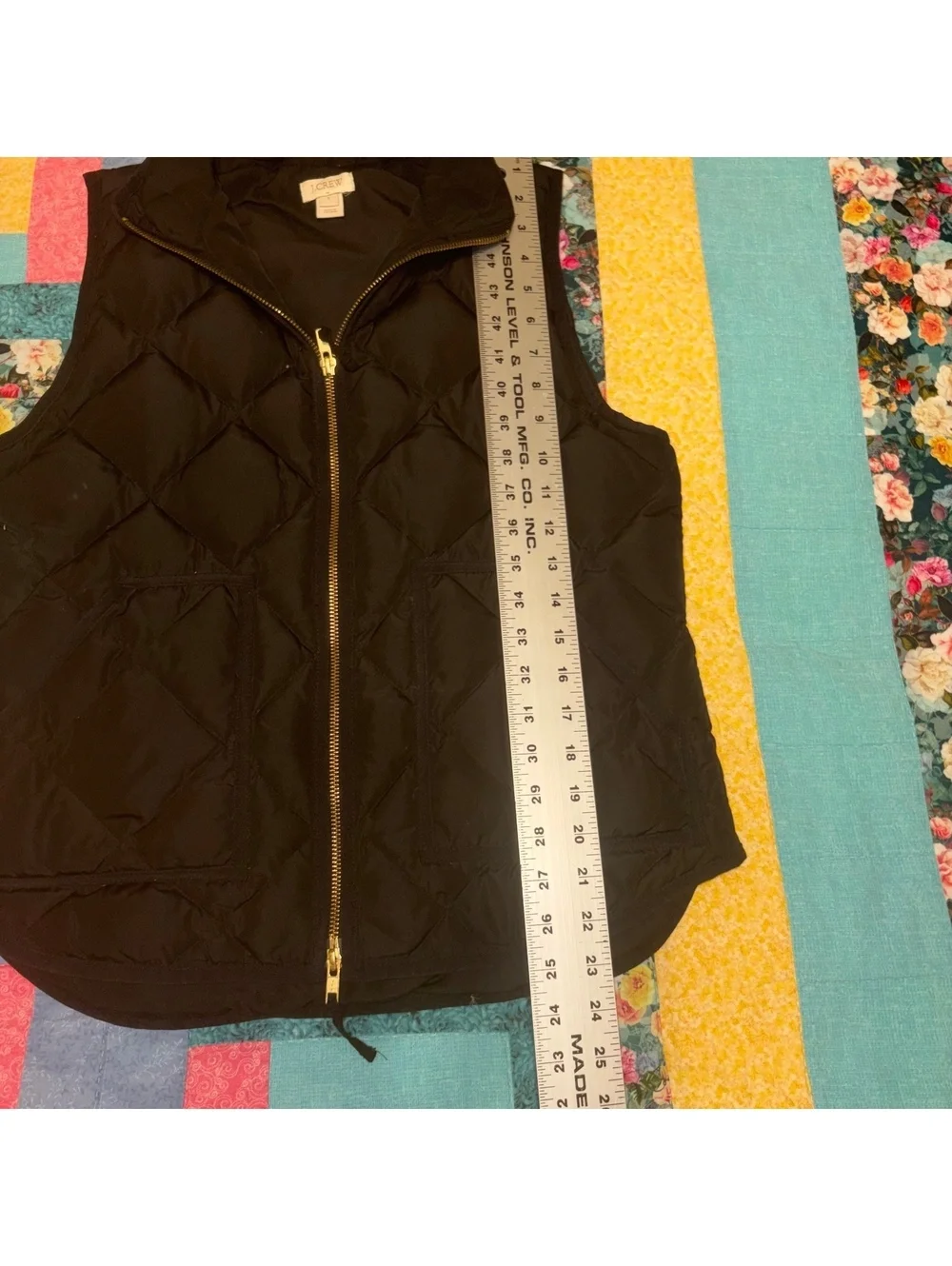 J.Crew Black Quilted Puffer Vest Woman’s Size Small Outdoor Jacket Vest Warm